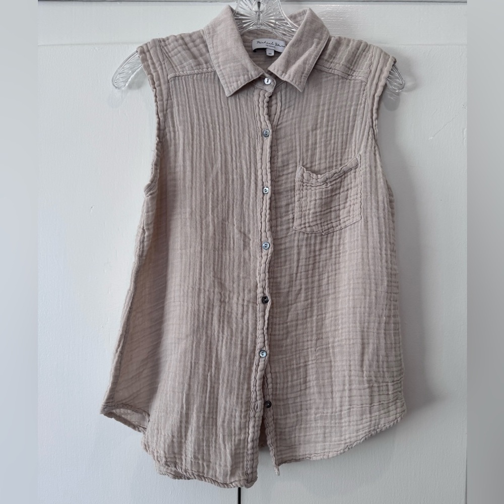 Michael Stars Tan  Sleeveless Button-Down Shirt - 100 crinkle cotton - XS